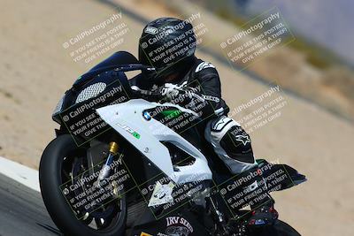 media/Mar-28-2022-Superbike Trackdays (Mon) [[b8603d0f67]]/Open Track Time/Turn 7/